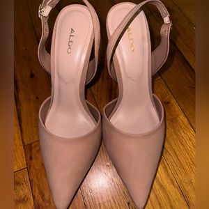 Nude Slingback Heels 6.5